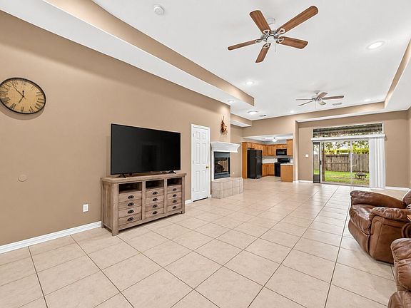 5th image of 2814 Skimmer Way