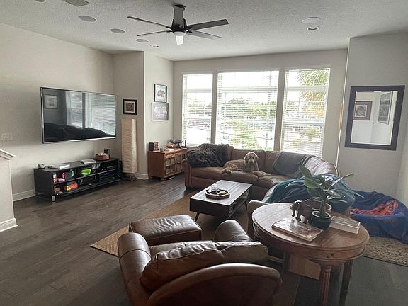 2nd image of 115 N Arrawana Ave Unit 4