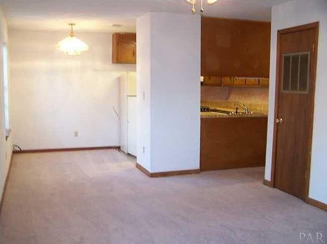 2nd image of 605 Woodsman Dr