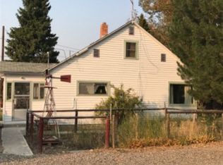 531 S Saint Charles St, Salmon, ID 83467