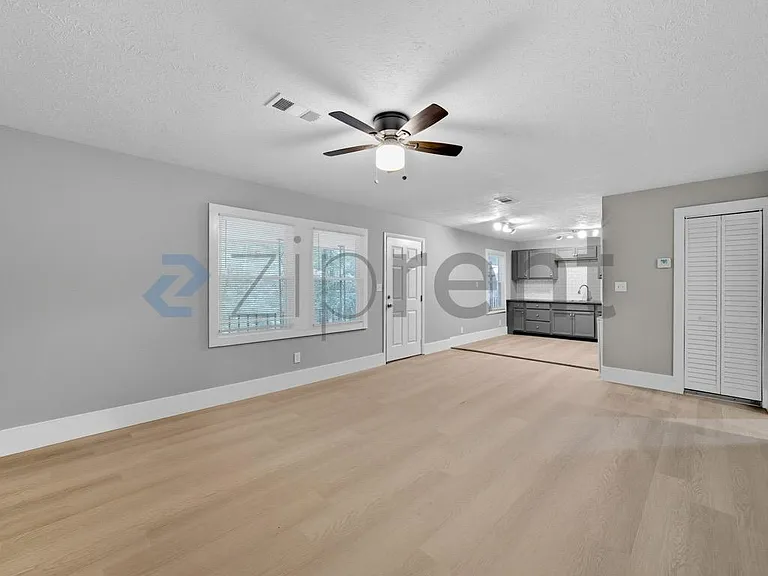 721 Ford Pl #A — Photo 4