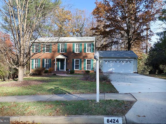 3rd image of 8424 Georgian Way