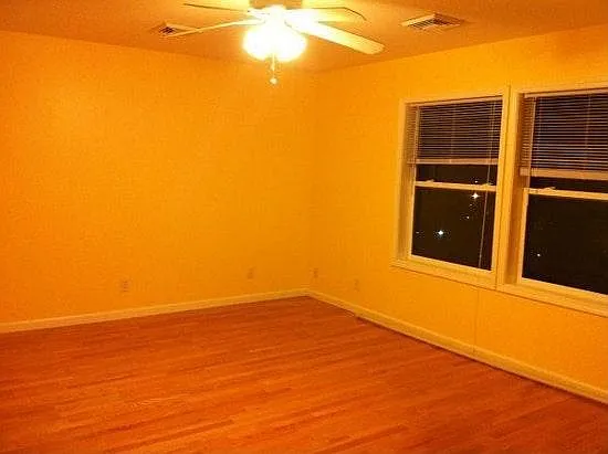 3 bed, 1.5 bath, 1700 sqft, $2,650 — Photo 4