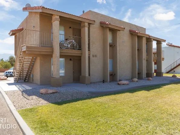 230 Riverside Rd, Mesquite, NV 89027