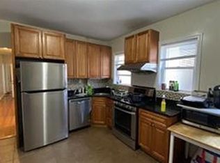 102 Sydney St APT 2, Dorchester, MA 02125