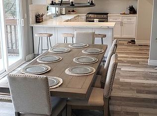 27565 N Bay Rd, Lake Arrowhead, CA 92352