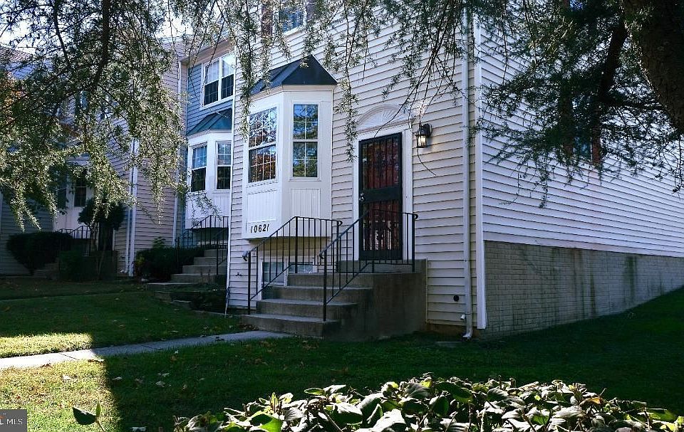 1st image of 10621 Campus Way S