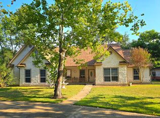 11692 Clark Ln, Conroe, TX 77385