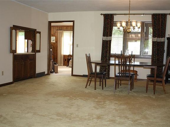 4th image of 102 Spyglass Ln