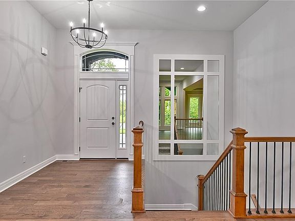 4th image of 2432 W 179th St