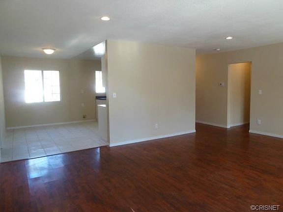 4th image of 13619 Shablow Ave