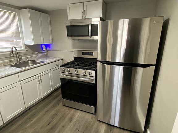 4th image of 3819 Melville Ave Unit 1