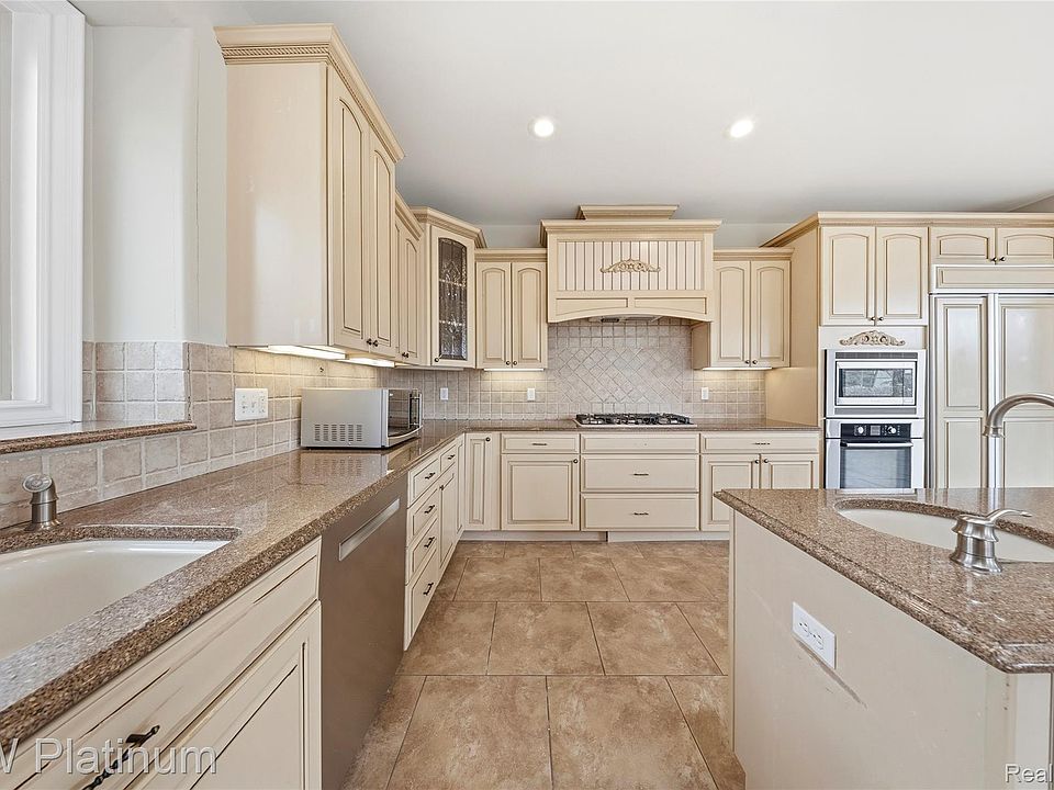 48877 Point Lakeview Dr, photo 27