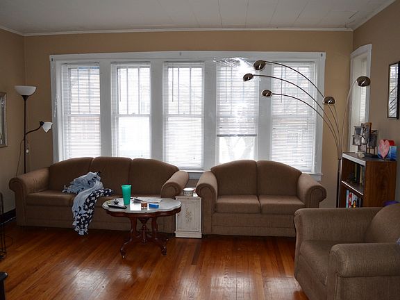 2nd image of 2653 N Marshfield Ave #2N