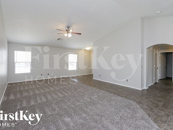 2nd image of 1298 E Maddison St