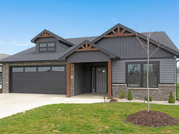 2016 Linchel Ct, Angola, IN 46703