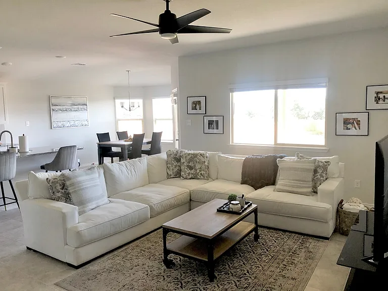 2609 Creekside Hills Blvd — Photo 2