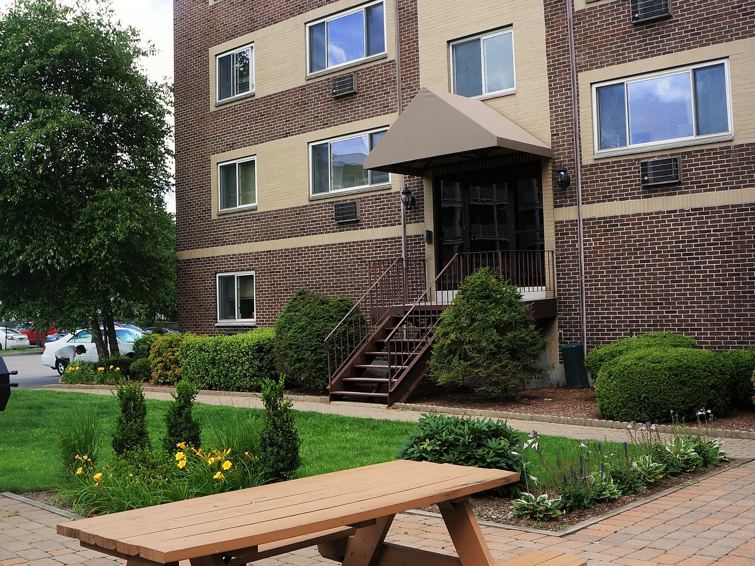Furnished Rentals - Quincy/South Shore — Photo 3