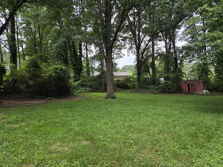 1749 Pounds Rd — Photo 16