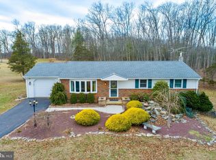 35 Gravel Pike, Red Hill, PA 18076