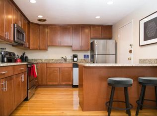 197 Kent St APT 18, Brookline, MA 02446