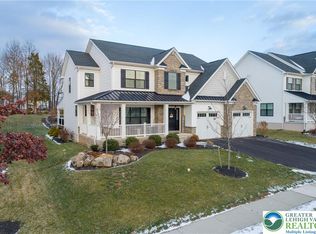 1024 Bayberry Dr, Pennsburg, PA 18073