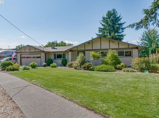 224 W Kathy St, Stayton, OR 97383