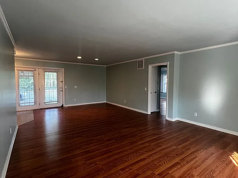 4911 Free Ferry Rd — Photo 3
