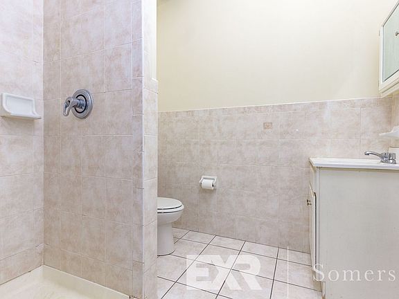 5th image of 225 E 134th St APT 3B