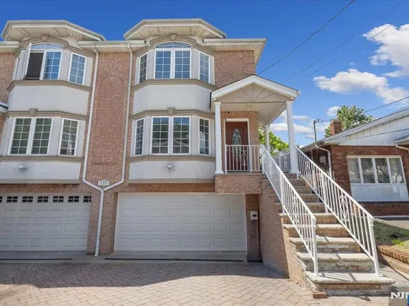 137 Morningside Ln APT B, Palisades Park, NJ 07650