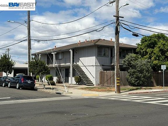 5th image of 2180 Clarke St