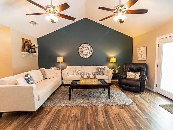 3rd image of 195 Sparkleberry Ln