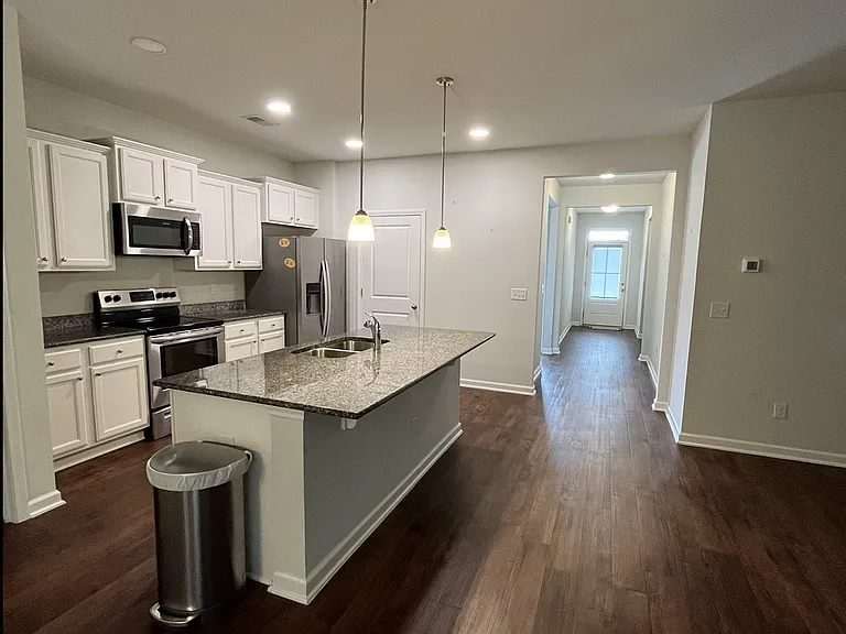 161 Harmony Ln — Photo 3