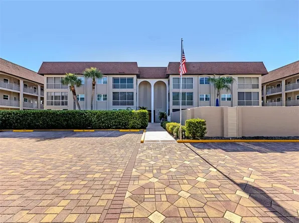 101 Park Blvd S APT 106, Venice, FL 34285