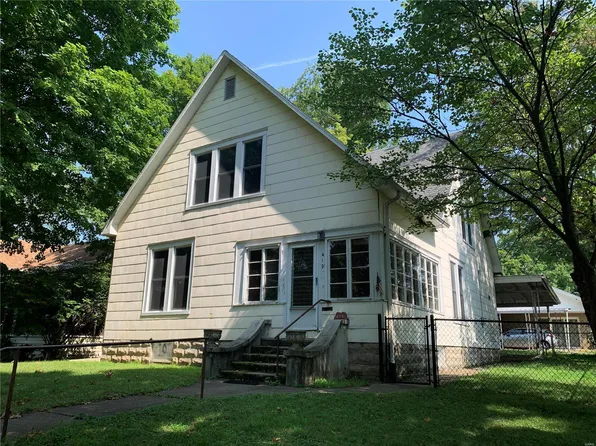 419 W Main St, Greenville, IL 62246