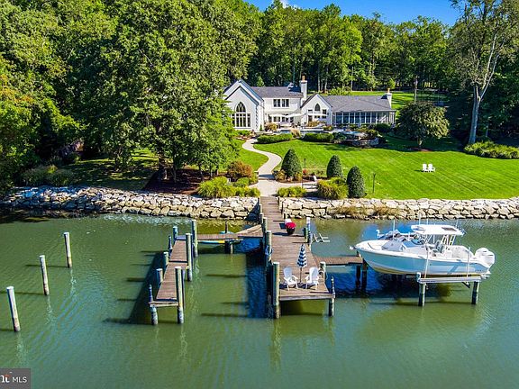 5th image of 1524 Cedar Lane Farm Rd