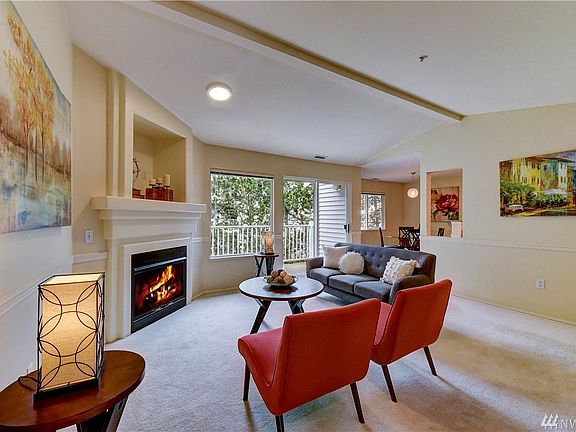 3rd image of 25235 SE Klahanie Blvd APT N303
