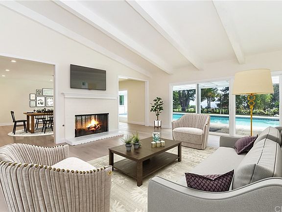 5th image of 30015 Avenida Elegante