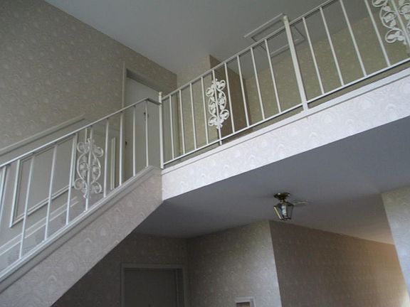 5th image of 707 E Fox Hills Dr #80