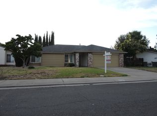 1907 Scarborough Dr, Lodi, CA 95240