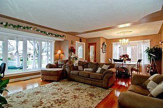 Living Room / Dining Room