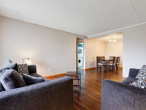 5th image of 9935 El Cameno Real Dr APT 2A