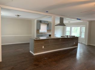 4283 Autumn Hill Dr, Stone Mountain, GA 30083