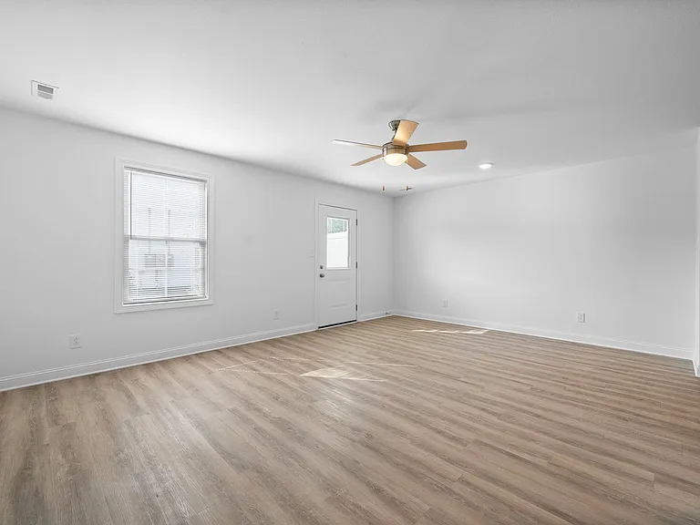 2907 Ashland City Rd — Photo 9
