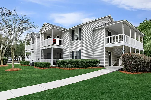 Azalea Place Photo 1