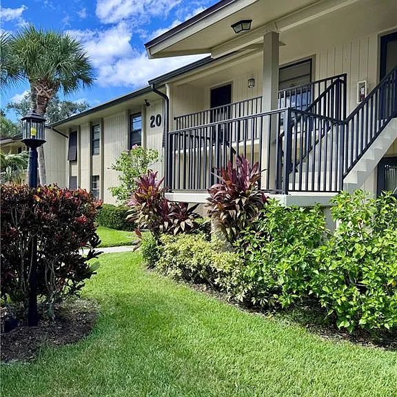 20 Plantation Dr #105 — Photo 26
