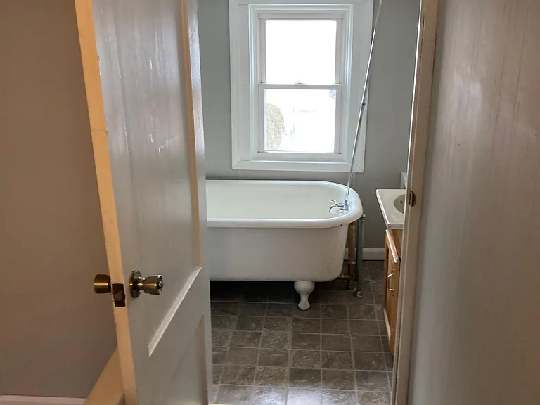 331 S Mill St — Photo 13