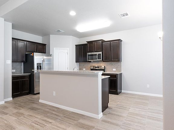 2nd image of 721 Skylar Heights Dr