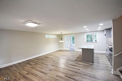 5th image of 101 Hamilton Rd