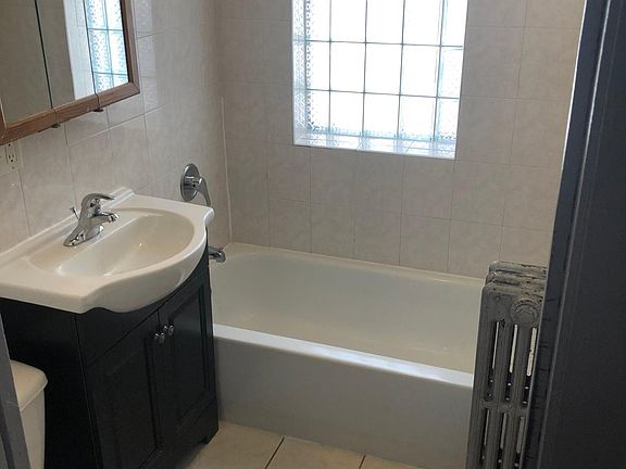 4th image of 2138 N Kildare Ave APT 3
